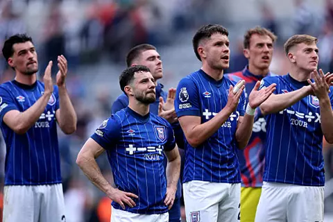 إيبسويتش يتوصل لاتفاق لضم هايدن هاكني